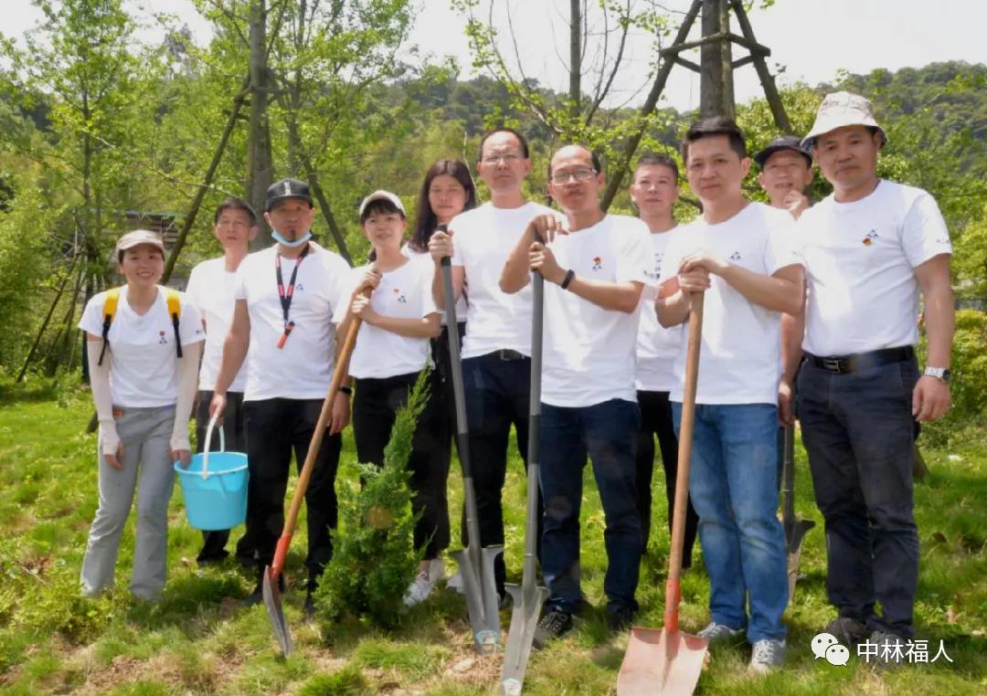 中林福人支部开展“学党史 祭先烈”主题党日活动(图4)