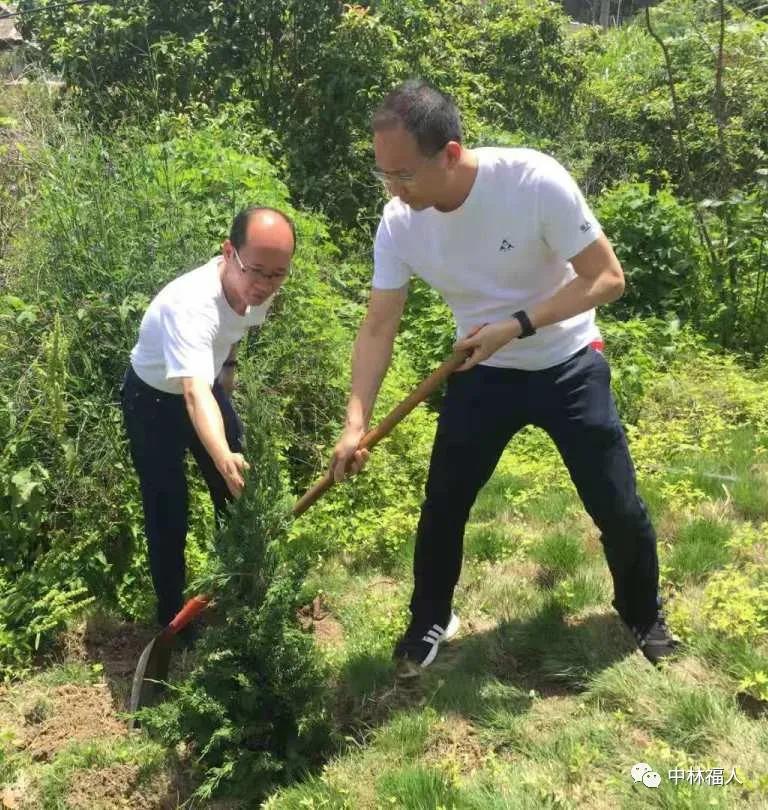 中林福人支部开展“学党史 祭先烈”主题党日活动(图5)